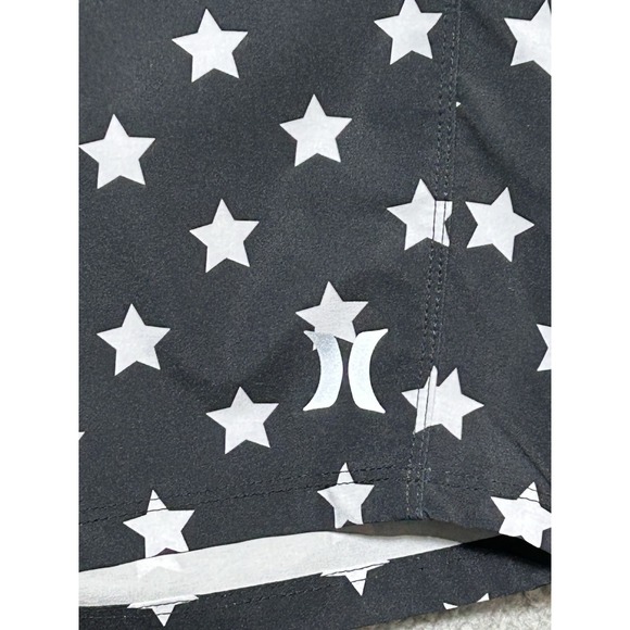 Hurley Board Shorts‎ Mens Size 28 Black Stars & Stripes Stretch Shorts 20" - Picture 3 of 8